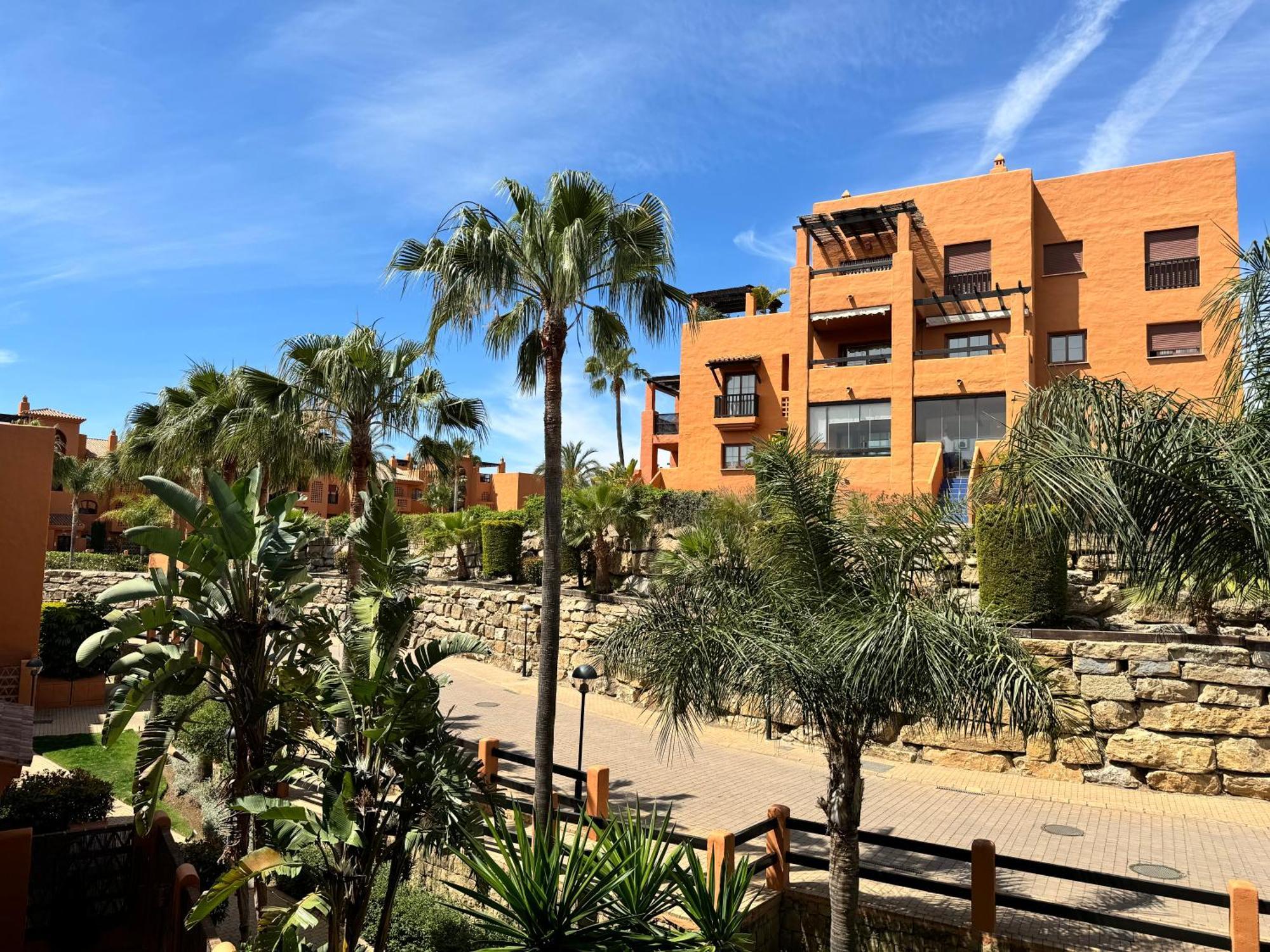 Piso De Lujo Totalmente Equipado A Estrenar Para 6 Estepona Exteriér fotografie