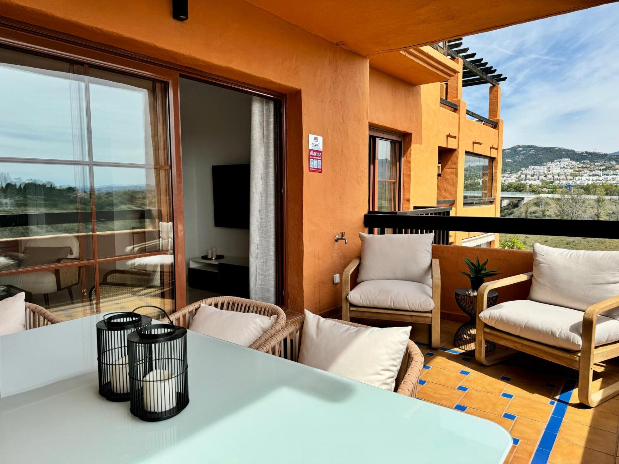 Piso De Lujo Totalmente Equipado A Estrenar Para 6 Estepona Exteriér fotografie