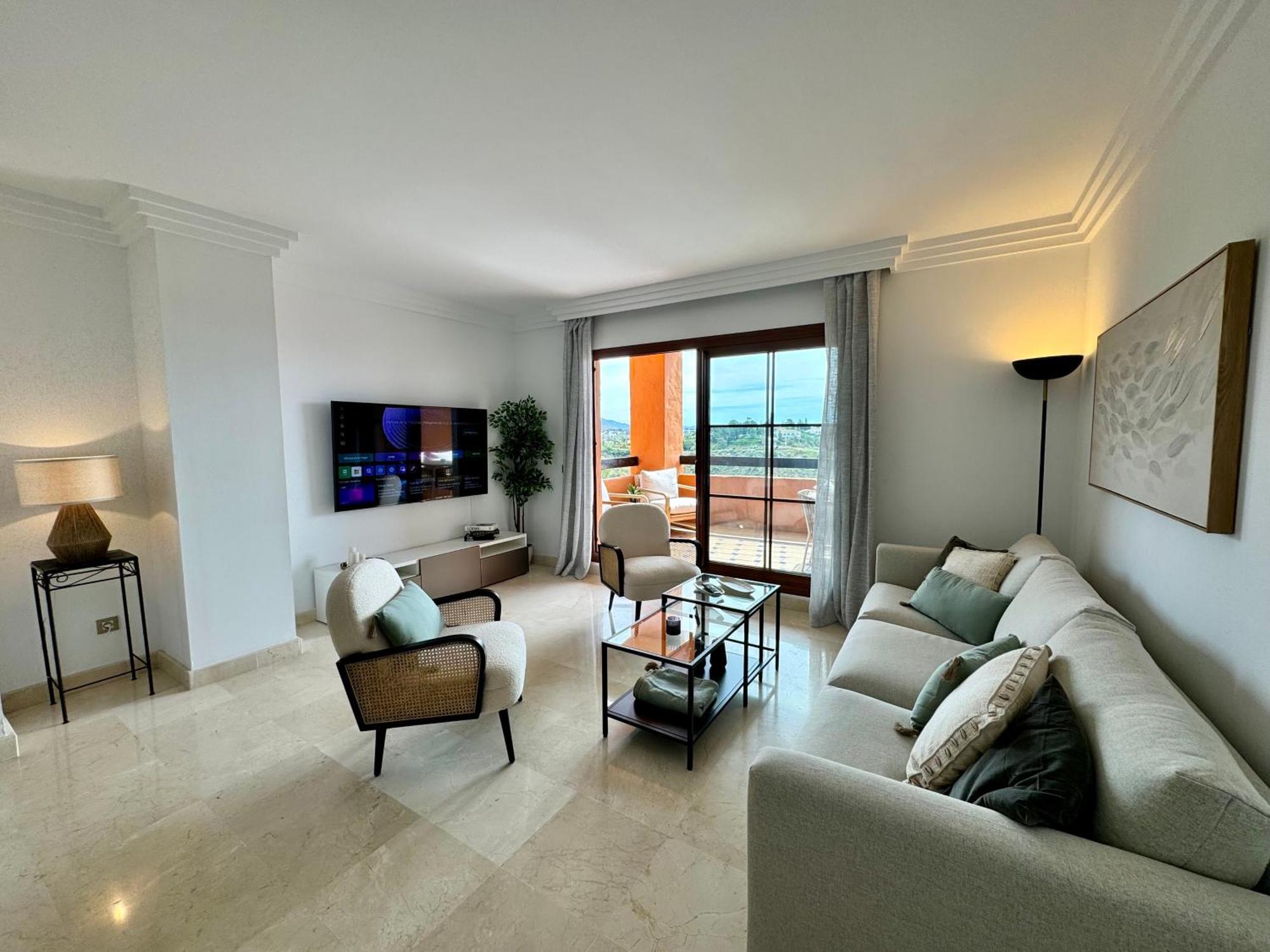 Piso De Lujo Totalmente Equipado A Estrenar Para 6 Estepona Exteriér fotografie