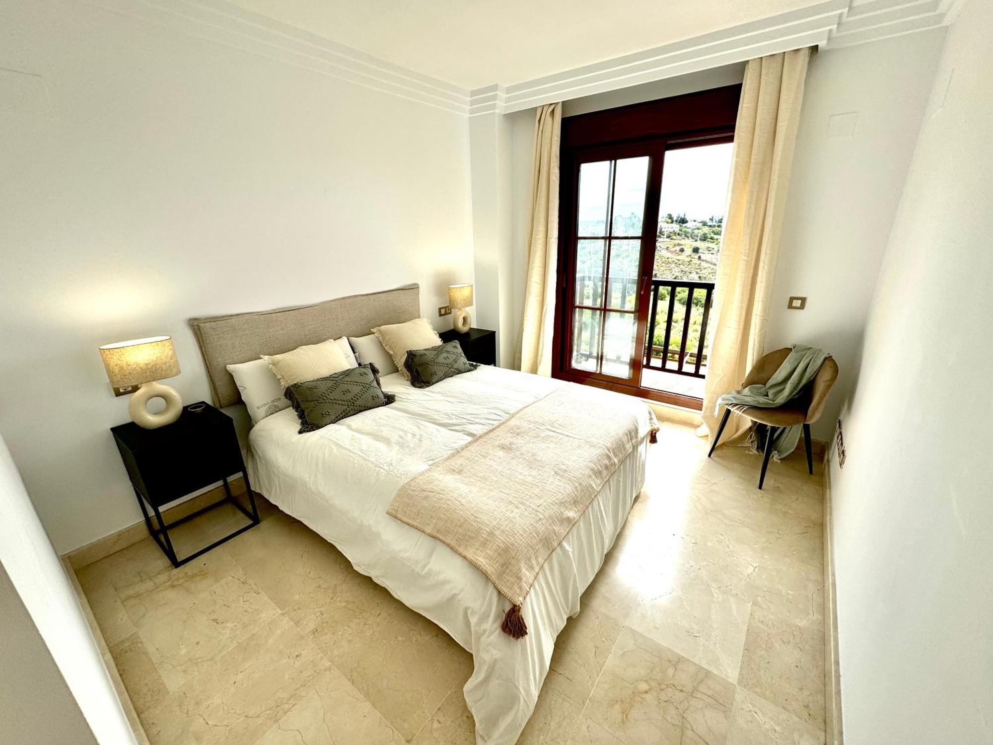 Piso De Lujo Totalmente Equipado A Estrenar Para 6 Estepona Exteriér fotografie