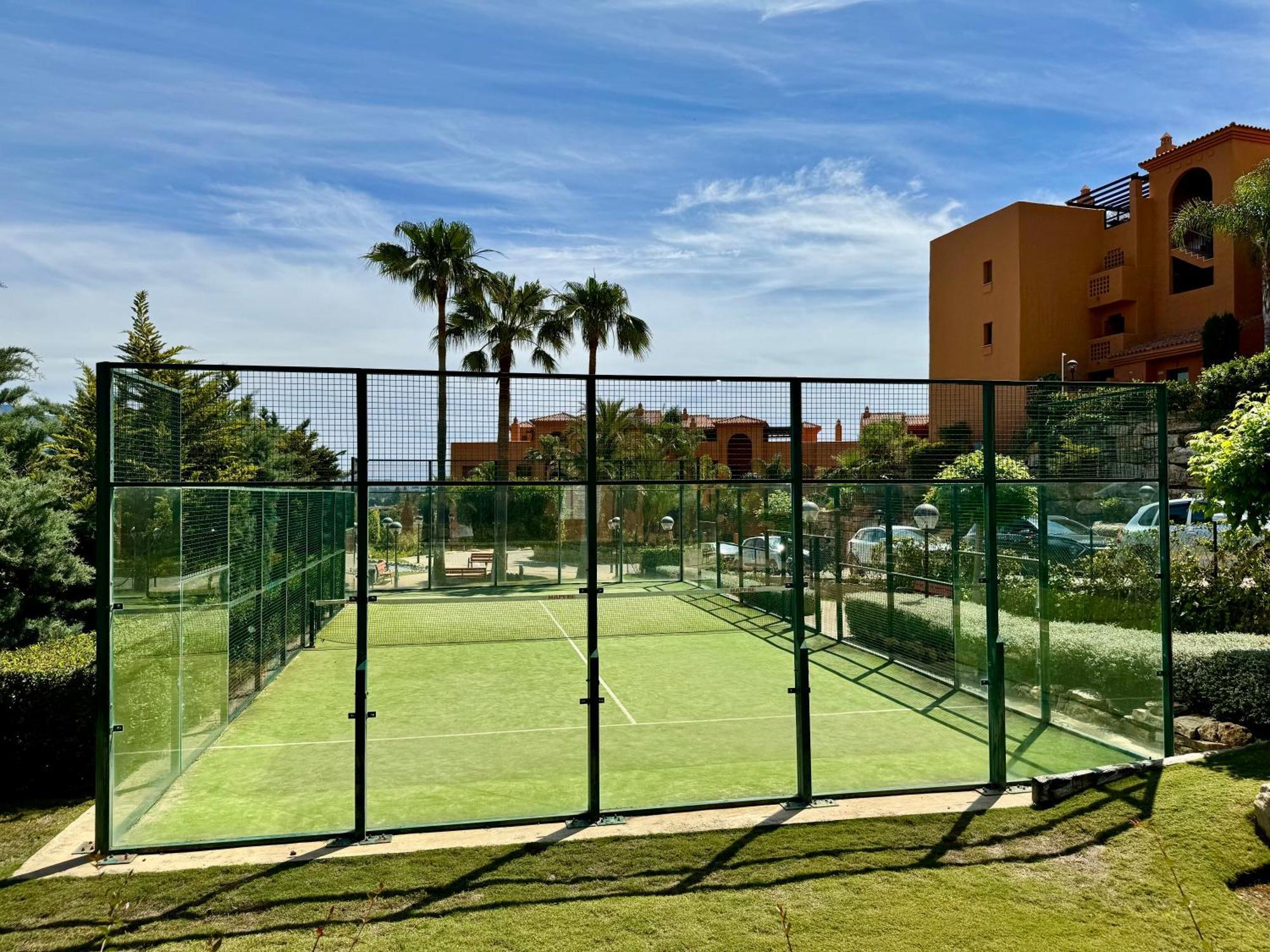 Piso De Lujo Totalmente Equipado A Estrenar Para 6 Estepona Exteriér fotografie