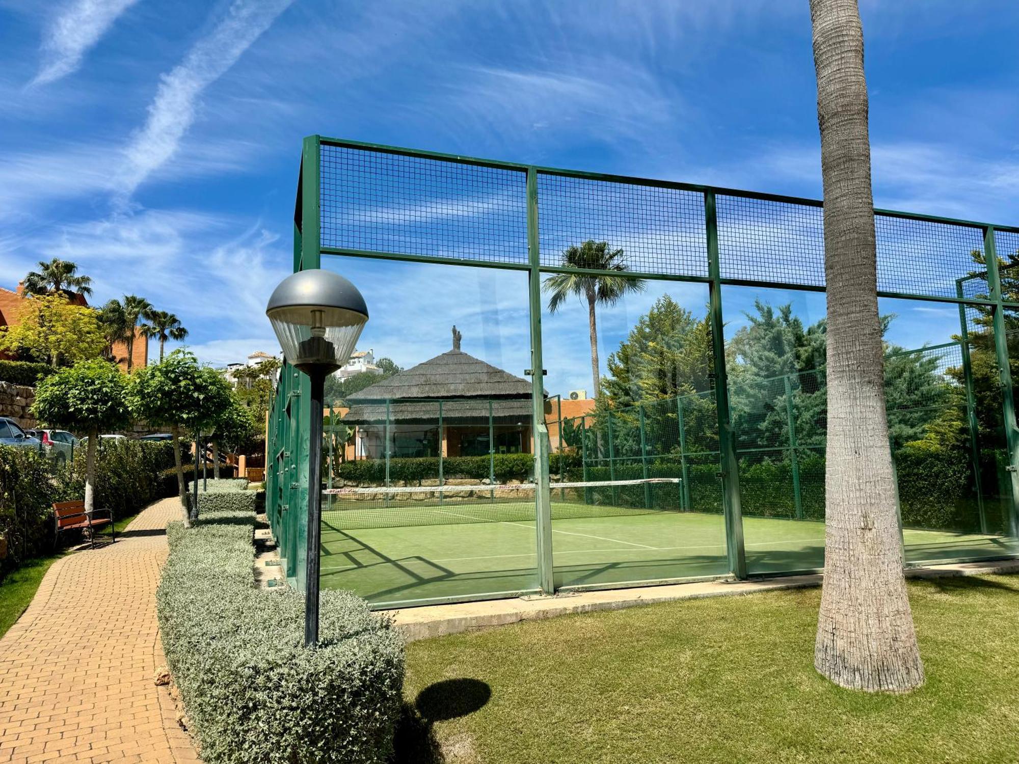 Piso De Lujo Totalmente Equipado A Estrenar Para 6 Estepona Exteriér fotografie