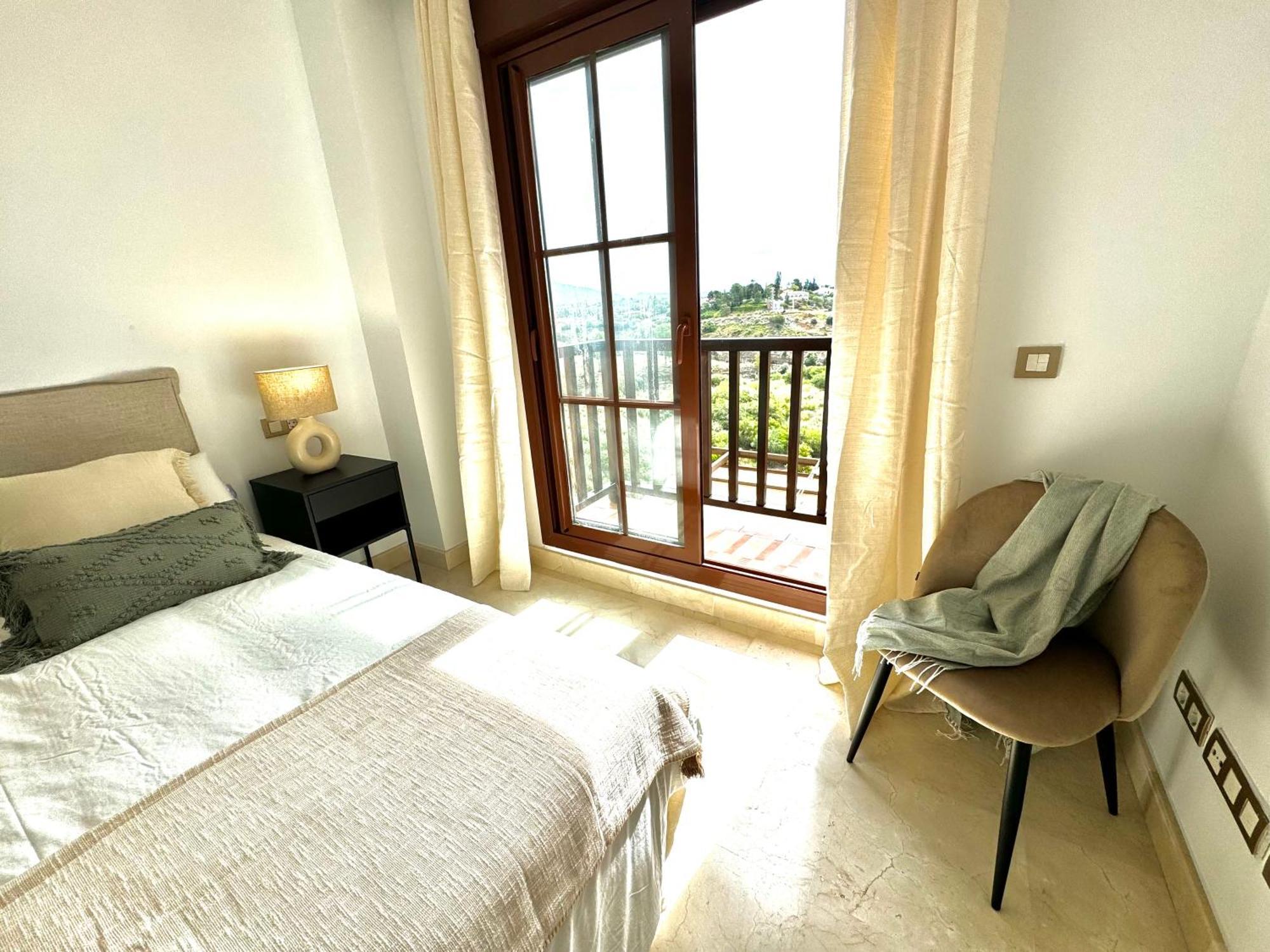 Piso De Lujo Totalmente Equipado A Estrenar Para 6 Estepona Exteriér fotografie