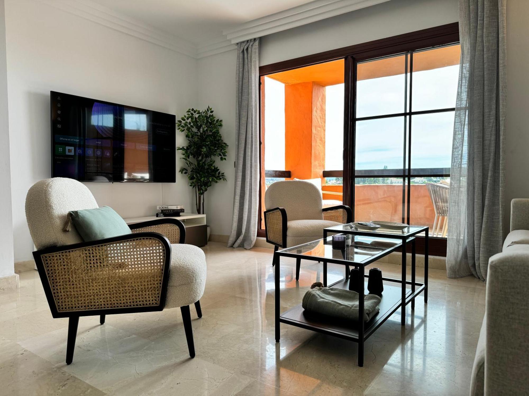 Piso De Lujo Totalmente Equipado A Estrenar Para 6 Estepona Exteriér fotografie